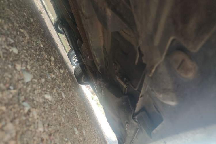 Used Mercedes-Benz E-Class 2010 E 300 L Fashion Model Chassis Front Left