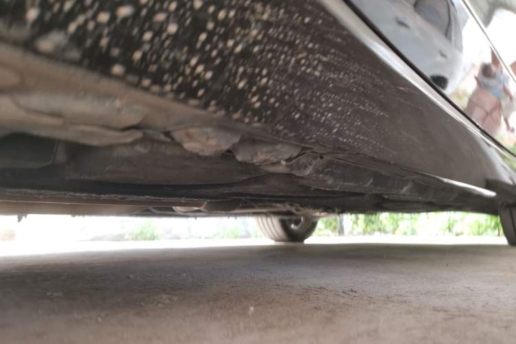 Used Mercedes-Benz E-Class 2010 E 300 L Fashion Model Chassis Front Left