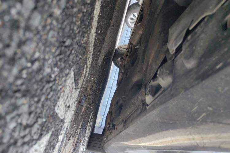 Used Mercedes-Benz E-Class 2010 E 260 CGI Fashion Model Chassis Front Left