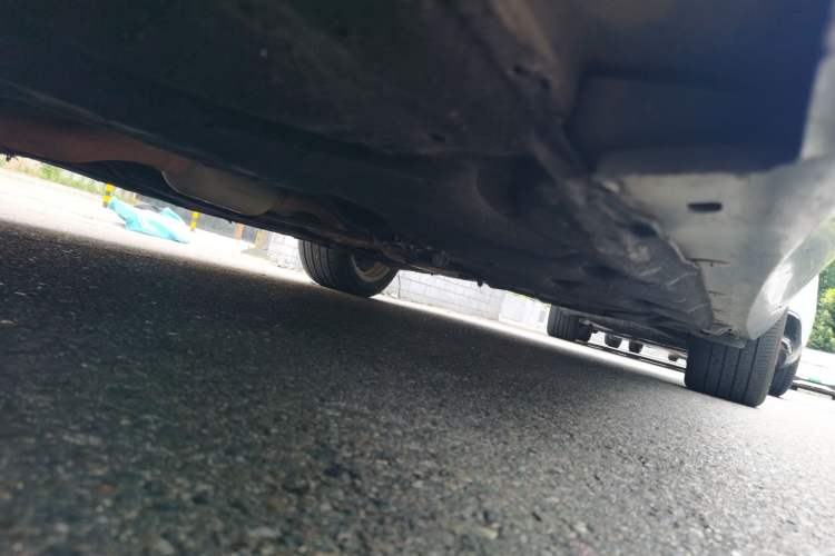 Used Mercedes-Benz E-Class 2010 E 260 L CGI Elegant Model Chassis Front Left