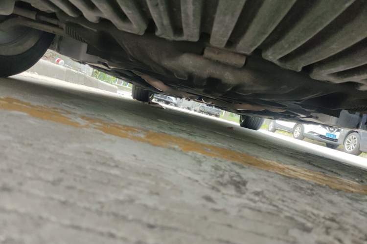 Used Mercedes-Benz E-Class 2010 E 300 L Fashion Model Chassis Front