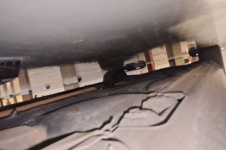 Used Mercedes-Benz E-Class 2010 E 300 L Fashion Model Chassis Front Right