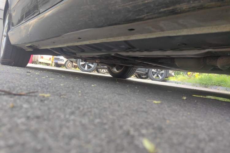 Used Mercedes-Benz E-Class 2010 E 300 L Fashion Model Chassis Front Right