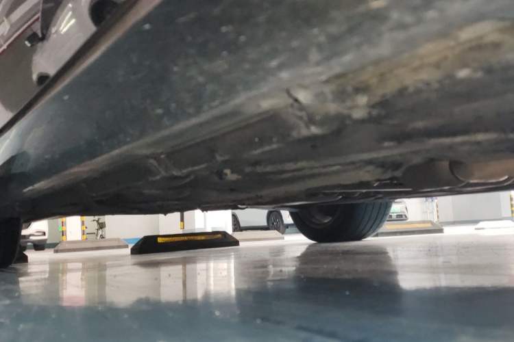 Used Mercedes-Benz E-Class 2010 E 300 Fashion Luxury Edition Chassis Front Right