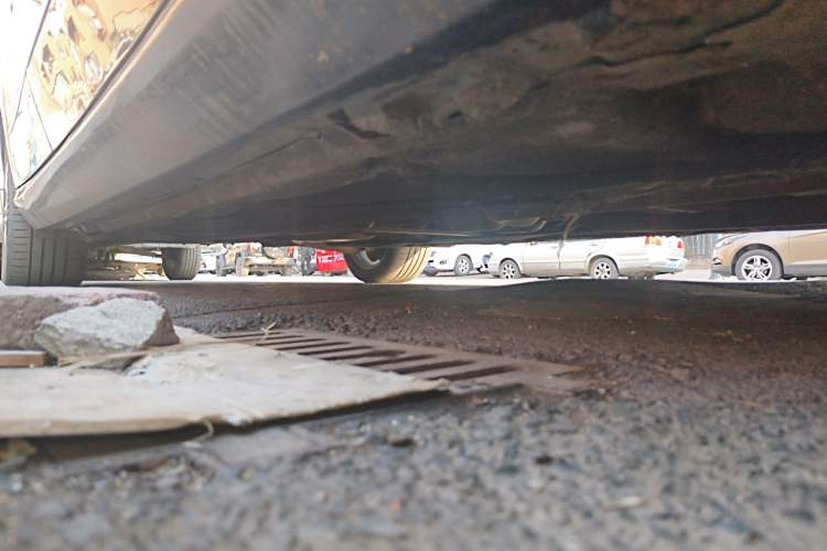 Used Mercedes-Benz E-Class 2010 E 300 L Fashion Model Chassis Front Right
