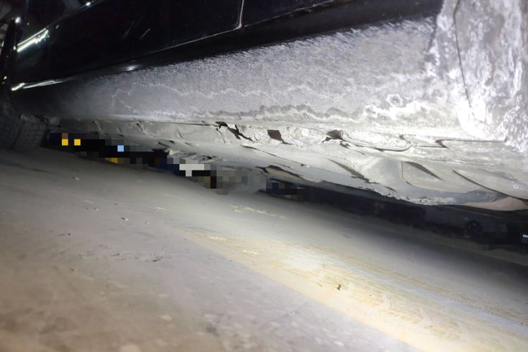 Used Mercedes-Benz E-Class 2010 E 200 CGI Elegant Model Chassis Front Right