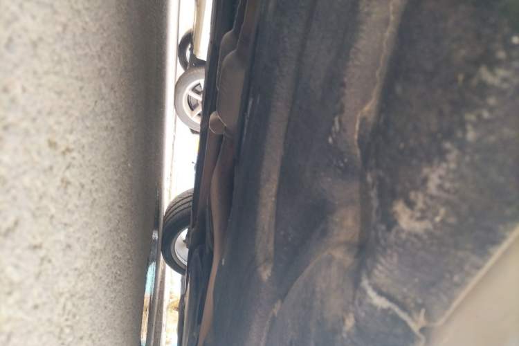 Used Mercedes-Benz E-Class 2010 E 300 L Fashion Model Chassis Front Right