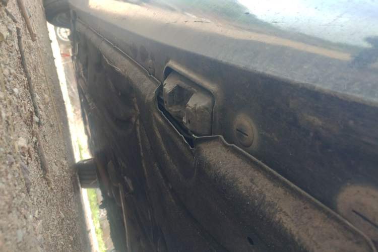 Used Mercedes-Benz E-Class 2010 E 300 L Fashion Model Chassis Rear Left
