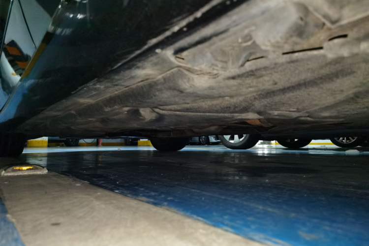 Used Mercedes-Benz E-Class 2010 E 260 CGI Fashion Model Chassis Rear Left