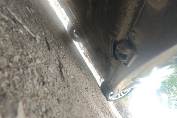 Used Mercedes-Benz E-Class 2010 E 300 L Fashion Model Chassis Rear Right