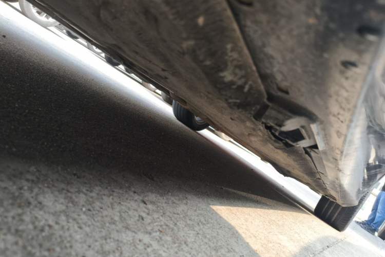 Used Mercedes-Benz E-Class 2010 E 300 L Fashion Model Chassis Rear Right