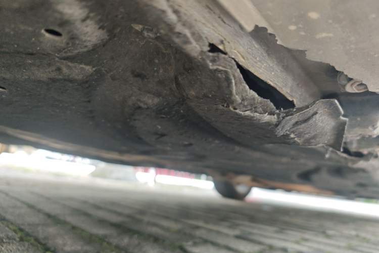 Used Mercedes-Benz E-Class 2010 E 300 L Fashion Model Chassis Rear Right