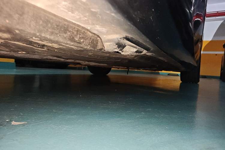 Used Mercedes-Benz E-Class 2010 E 300 L Fashion Model Chassis Rear Right