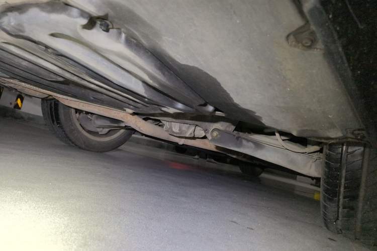 Used Mercedes-Benz E-Class 2010 E 200 CGI Elegant Model Chassis Rear Right
