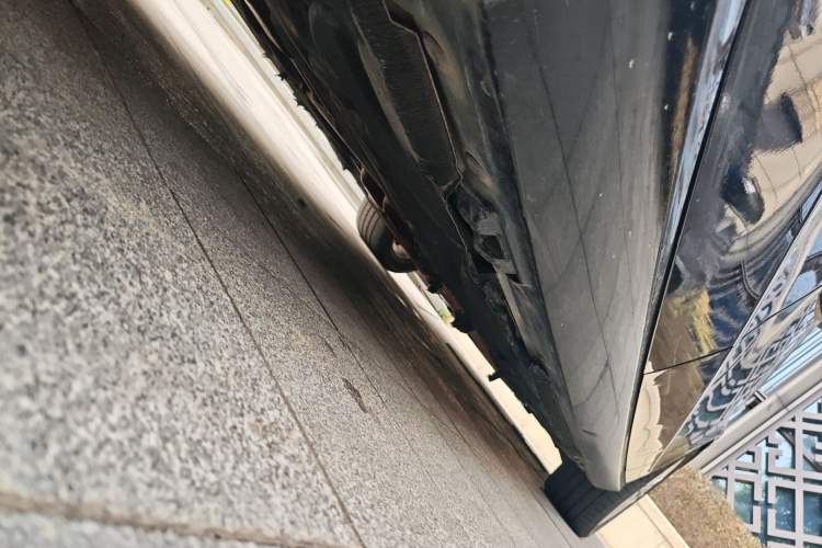 Used Mercedes-Benz E-Class 2010 E 300 L Fashion Model Chassis Rear Right