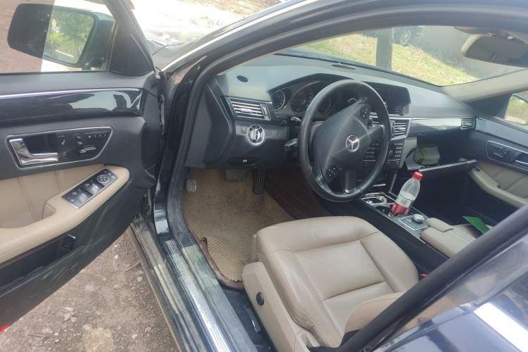 Used Mercedes-Benz E-Class 2010 E 300 L Fashion Model Driver Seat