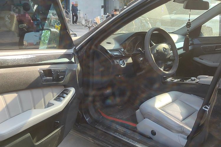 Used Mercedes-Benz E-Class 2010 E 300 L Fashion Model Driver Seat