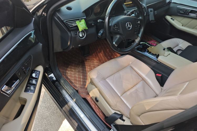 Used Mercedes-Benz E-Class 2010 E 300 L Fashion Model Driver Seat