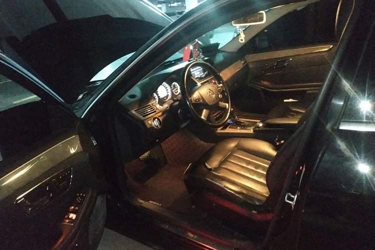 Used Mercedes-Benz E-Class 2010 E 200 CGI Elegant Model Driver Seat