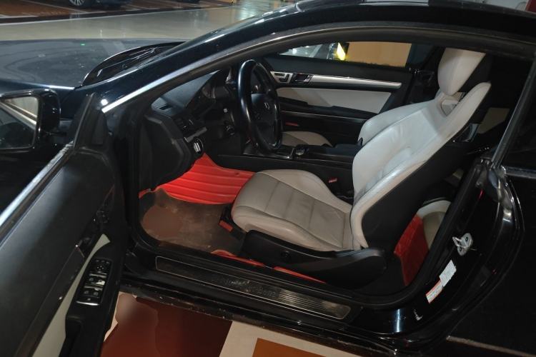 Used Mercedes-Benz E-Class 2010 E 260 CGI Coupe Driver Seat