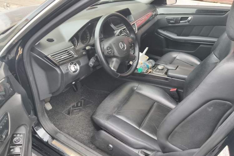 Used Mercedes-Benz E-Class 2010 E 300 Elegant Luxury Edition Driver Seat