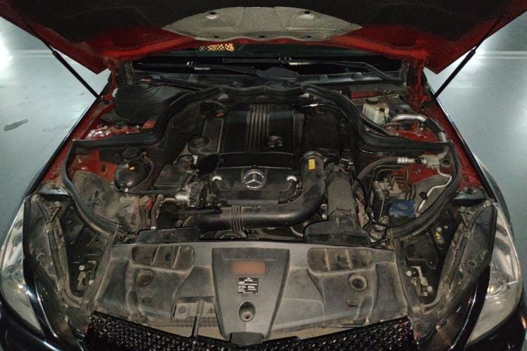 Used Mercedes-Benz E-Class 2010 E 260 CGI Coupe Engine Bay