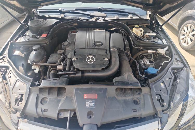 Used Mercedes-Benz E-Class 2010 E 260 CGI Coupe Engine Bay