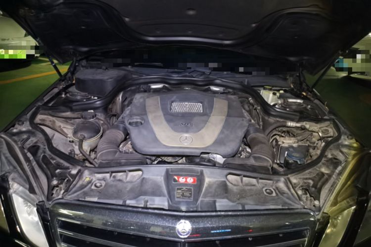 Used Mercedes-Benz E-Class 2010 E 300 L Fashion Model Engine Bay