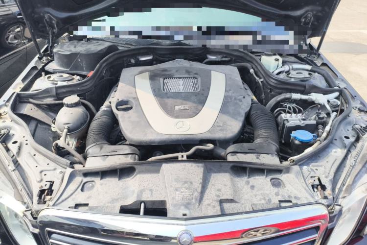 Used Mercedes-Benz E-Class 2010 E 300 L Fashion Model Engine Bay