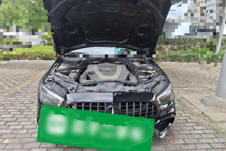 Used Mercedes-Benz E-Class 2010 E 300 L Fashion Model Engine Bay