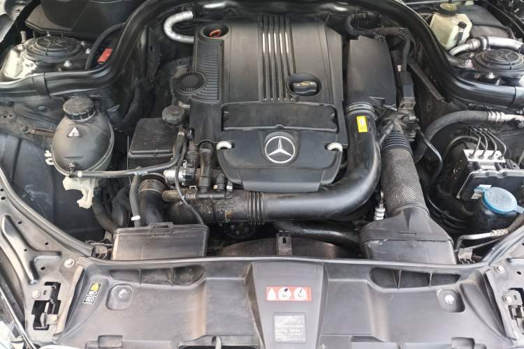 Used Mercedes-Benz E-Class 2010 E 200 CGI Elegant Model Engine Bay