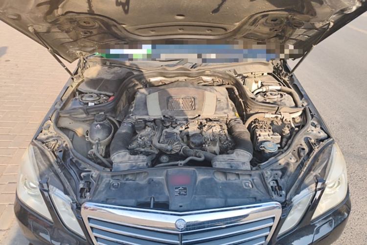 Used Mercedes-Benz E-Class 2010 E 300 L Fashion Model Engine Bay