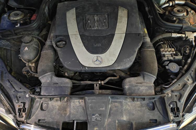 Used Mercedes-Benz E-Class 2010 E 300 L Fashion Model Engine Bay