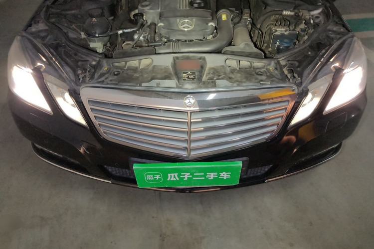 Used Mercedes-Benz E-Class 2010 E 200 CGI Elegant Model Engine Bay
