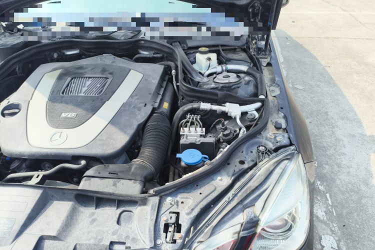Used Mercedes-Benz E-Class 2010 E 300 L Fashion Model Engine Bay Left