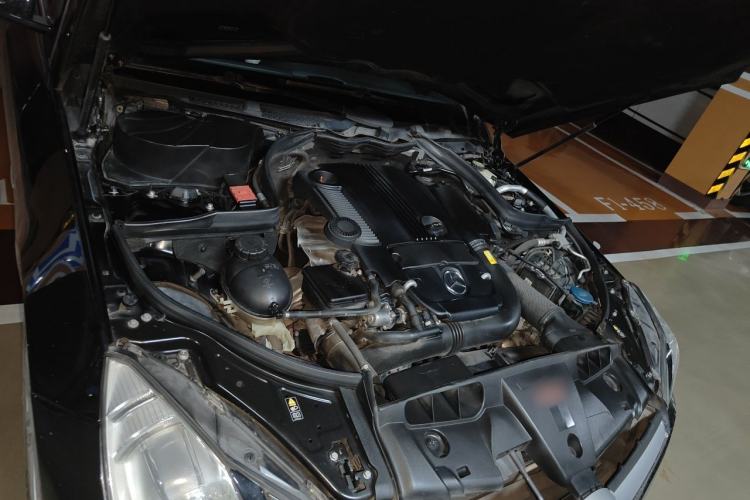 Used Mercedes-Benz E-Class 2010 E 260 CGI Coupe Engine Bay Right