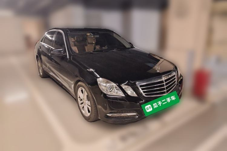 Used Mercedes-Benz E-Class 2010 E 300 L Fashion Model Front Right 45 Deg