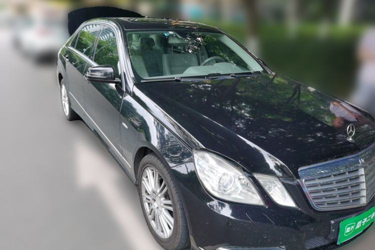 Used Mercedes-Benz E-Class 2010 E 260 L CGI Elegant Model Front Right 45 Deg