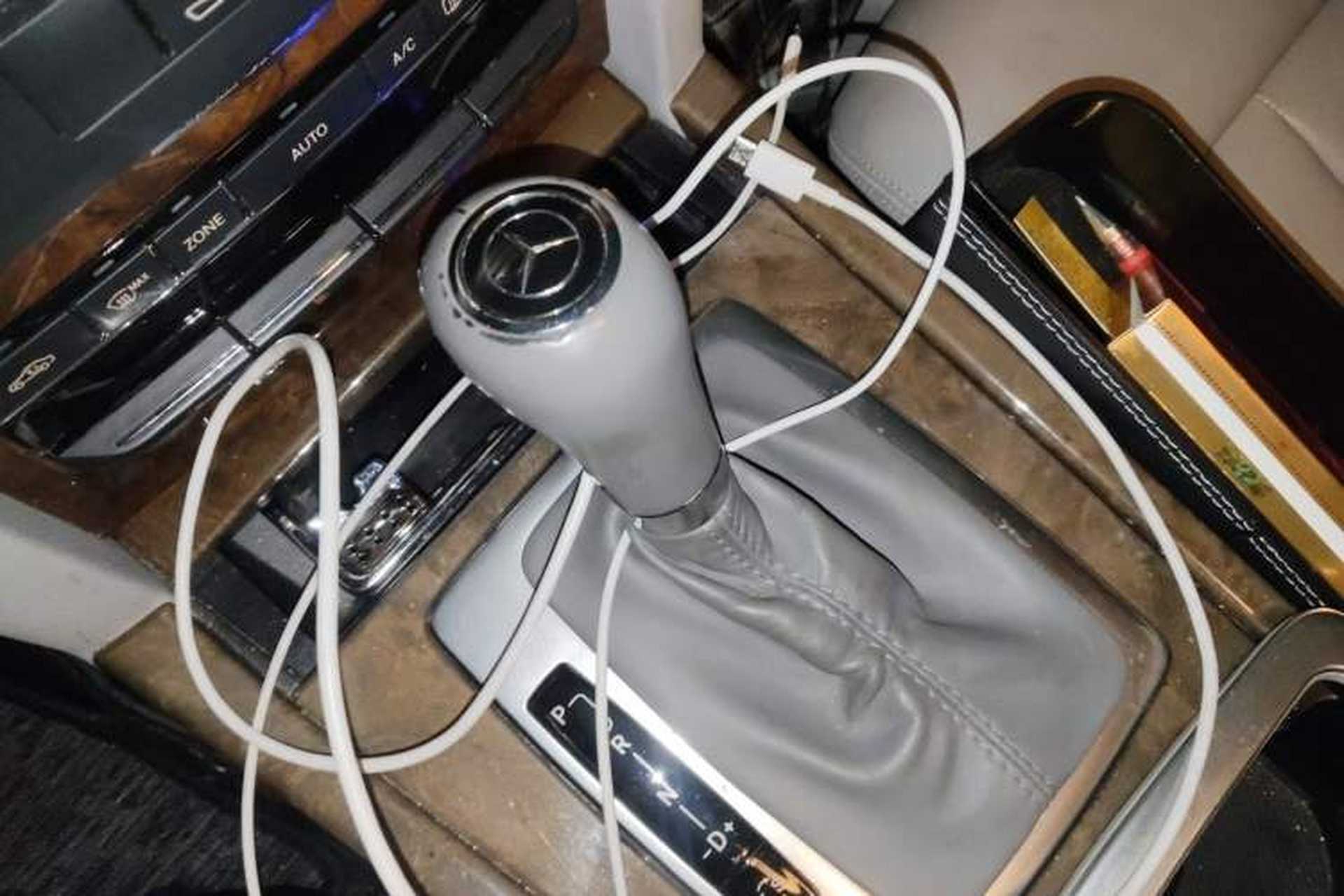 Used Mercedes-Benz E-Class 2010 E 200 CGI Elegant Model Gear Lever