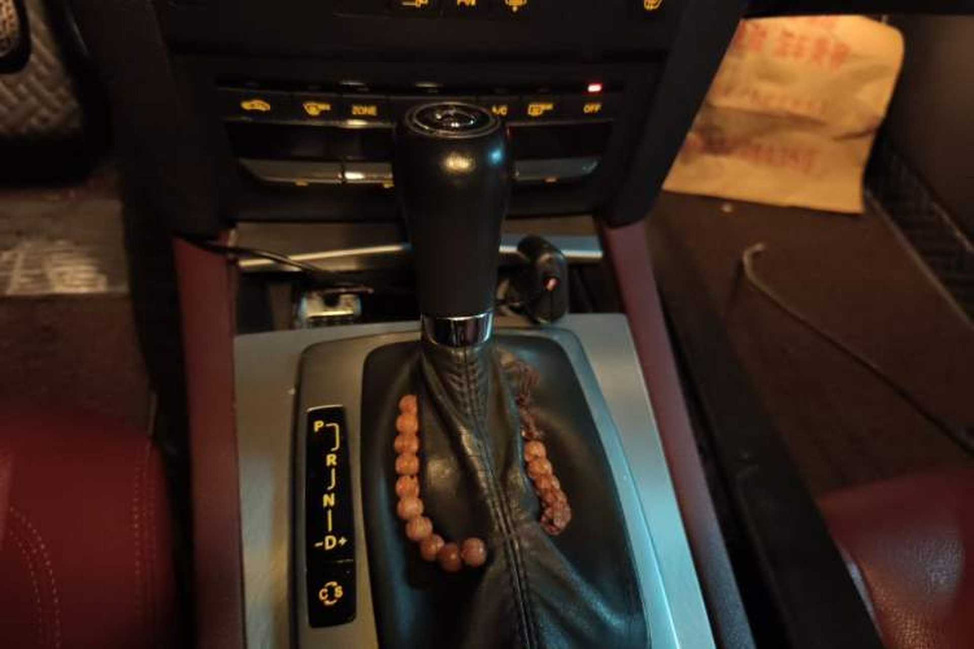 Used Mercedes-Benz E-Class 2010 E 260 CGI Coupe Gear Lever
