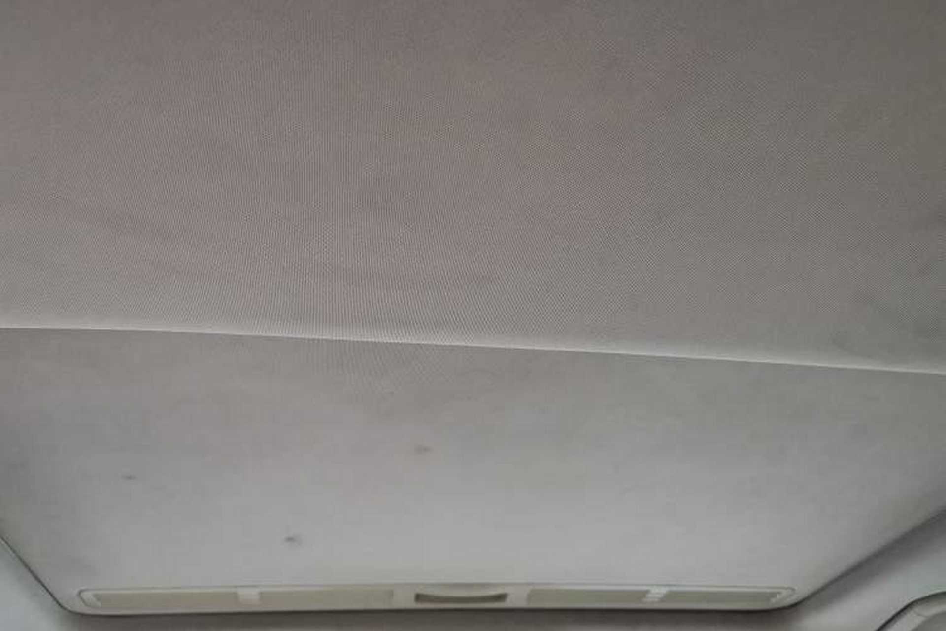 Used Mercedes-Benz E-Class 2010 E 200 CGI Elegant Model Headliner