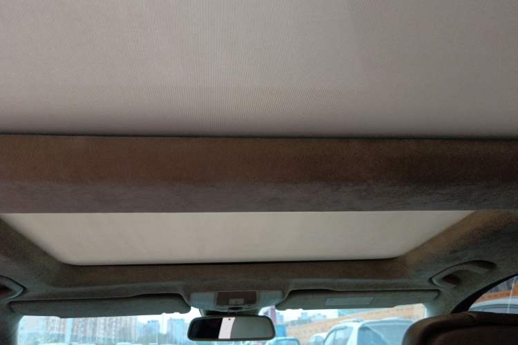 Used Mercedes-Benz E-Class 2010 E 300 Fashion Luxury Edition Headliner