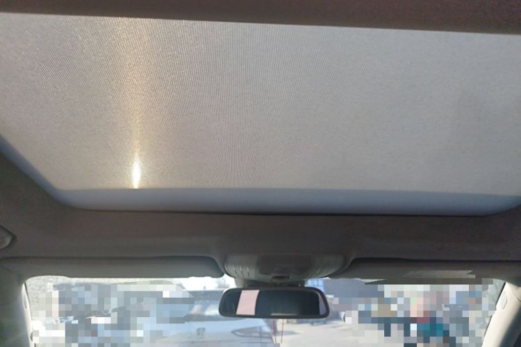 Used Mercedes-Benz E-Class 2010 E 300 L Fashion Model Headliner