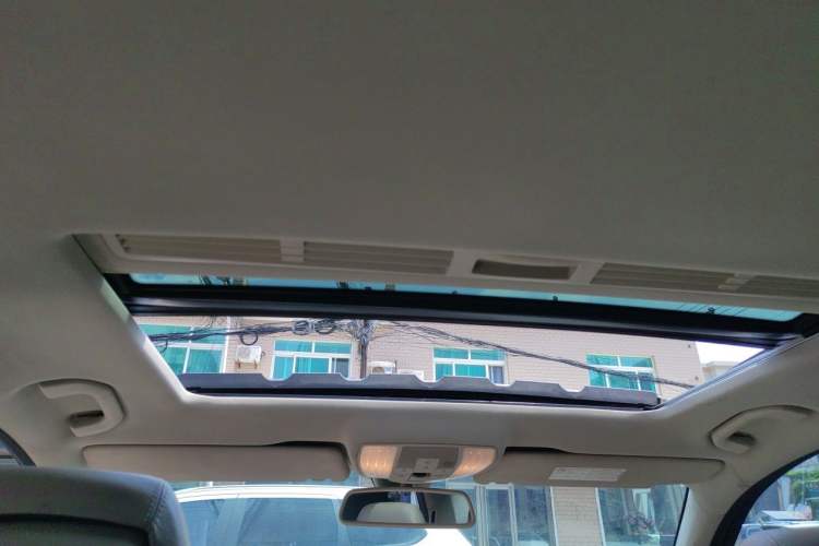 Used Mercedes-Benz E-Class 2010 E 260 CGI Fashion Model Headliner