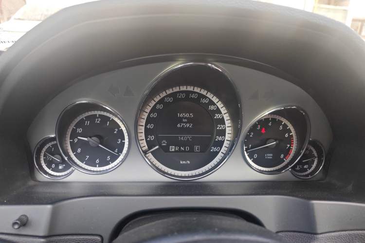 Used Mercedes-Benz E-Class 2010 E 260 CGI Coupe Instrument Cluster