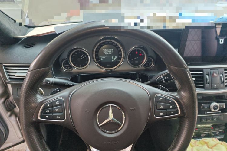 Used Mercedes-Benz E-Class 2010 E 300 L Fashion Model Instrument Cluster