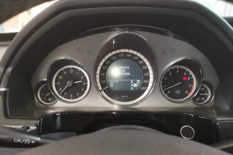 Used Mercedes-Benz E-Class 2010 E 300 L Fashion Model Instrument Cluster