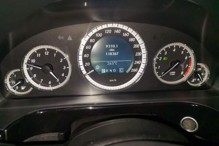 Used Mercedes-Benz E-Class 2010 E 260 CGI Fashion Model Instrument Cluster