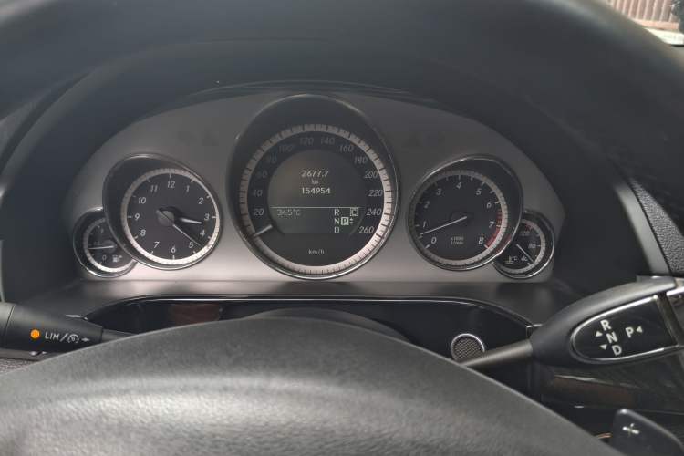 Used Mercedes-Benz E-Class 2010 E 300 Elegant Luxury Edition Instrument Cluster