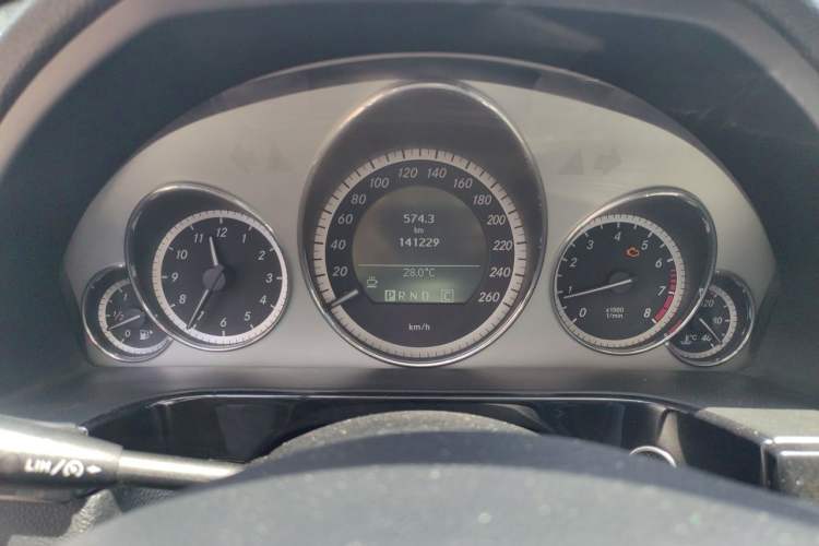 Used Mercedes-Benz E-Class 2010 E 260 CGI Fashion Model Instrument Cluster
